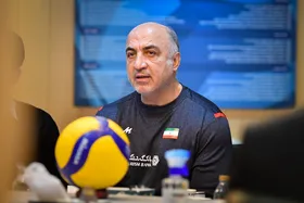 وکیلی: فدراسیون والیبال به لحاظ تجهیز سالن سنگ&zwnj;تمام گذاشت|سپاهان و پیکان دو فینال دارند