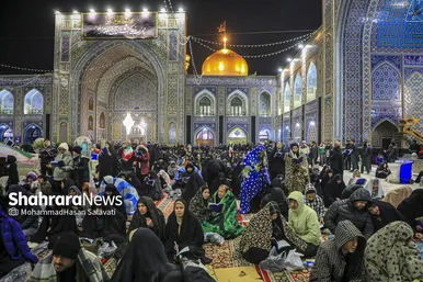 گزارش تصویری | مراسم احیای دومین شب قدر در حرم مطهر امام رضا (ع)