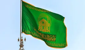 بزرگ&zwnj;ترین پرچم سبز رضوی کشور در تهران به اهتزاز در می&zwnj;آِید