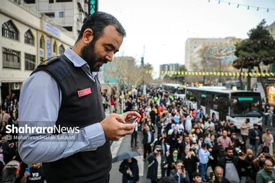 تحویل سال ۱۴۰۳ در حرم مطهر امام رضا (ع) و خیابان‌های منتهی به حرم