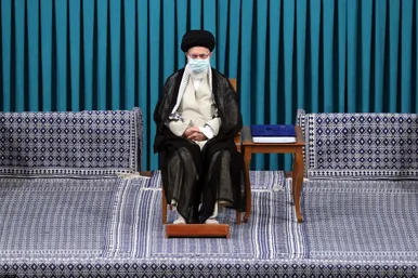 مراسم تنفیذ حکم سیزدهمین دوره ریاست جمهوری اسلامی ایران‌