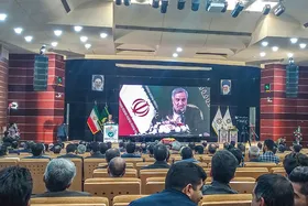 جشنواره نان در تنور حاشیه