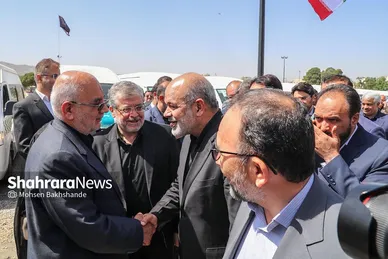 رونمایی از ١۵٠ دستگاه ون و اتوبوس با حضور وزیر کشور در مشهد