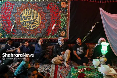آیین سینی گردانی حضرت قاسم علیه السلام در شب هشتم محرم