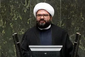 نماینده مردم کاشمر: آقای رئیس&zwnj;جمهور؛ چرا جراحی را از بورس و بانک آغاز نمی&zwnj;کنید؟ | خودروسازی&zwnj;ها ده&zwnj;ها متروپل رقم می&zwnj;زنند