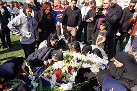 ویدئو | وداع جانسوز با پیکر &laquo;ملیکا محمدی&raquo; در بم