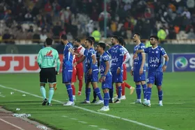 از خطای پنالتی سهرابیان روی مهاجمین پرسپولیس تا شکایت پرسپولیسی ها از ۲ استقلالی