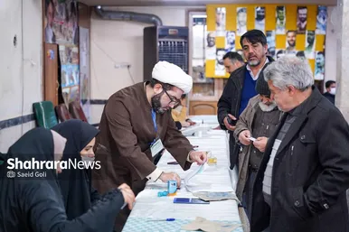 حضور پرشور مردم در انتخابات (۲)