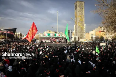 تشییع دو تن از شهدای حمله تروریستی کرمان در مشهد