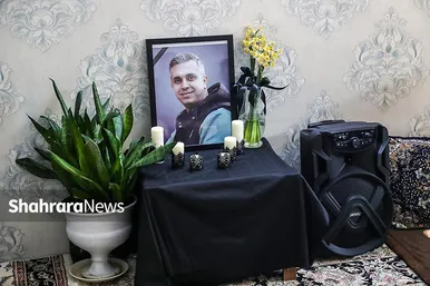 گزارش تصویری | دیدار شهردار مشهد با خانواده شهید غلامی از شهدای شهرداری در حمله اغتشاشگران