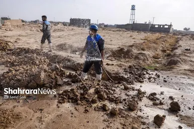 اجرای عملیات تخریب انشعابات غیرمجاز آب باغ‌ویلا‌های اطراف جاده کلات (۴ آذر ۱۴۰۳)