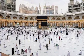 هزینه سفر حج عمره ۱۴۰۴ چقدر است؟