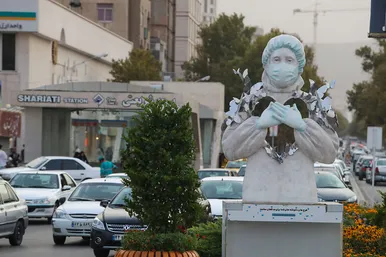 هجوم ریزگردها به آسمان مشهد