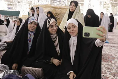 بزرگداشت مقام پرستار در حرم رضوی