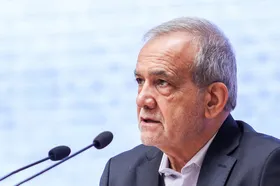 پزشکیان: باید با تلاش و کوشش ایران را به جایگاه اصلی خود برسانیم