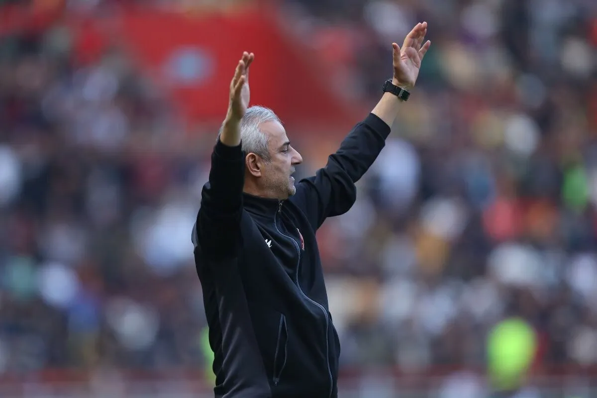 ناراحتی سرمربی پرسپولیس از عملکرد باشگاه در نقل و انتقالات