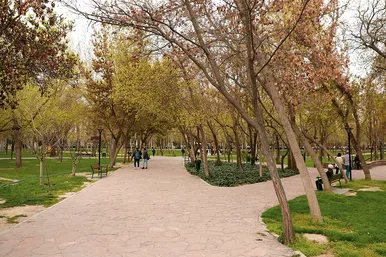 روز طبیعت در باغ وکیل‌آباد و پارک ملت مشهد