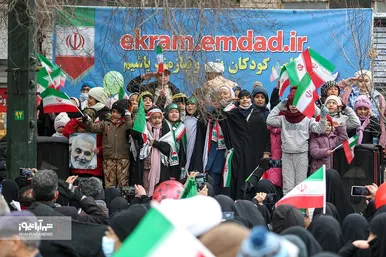 گزارش تصویری حضور باشکوه مردم مشهد در راهپیمایی ۲۲ بهمن - ۲