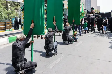  عزاداری روز عاشورا در مشهد