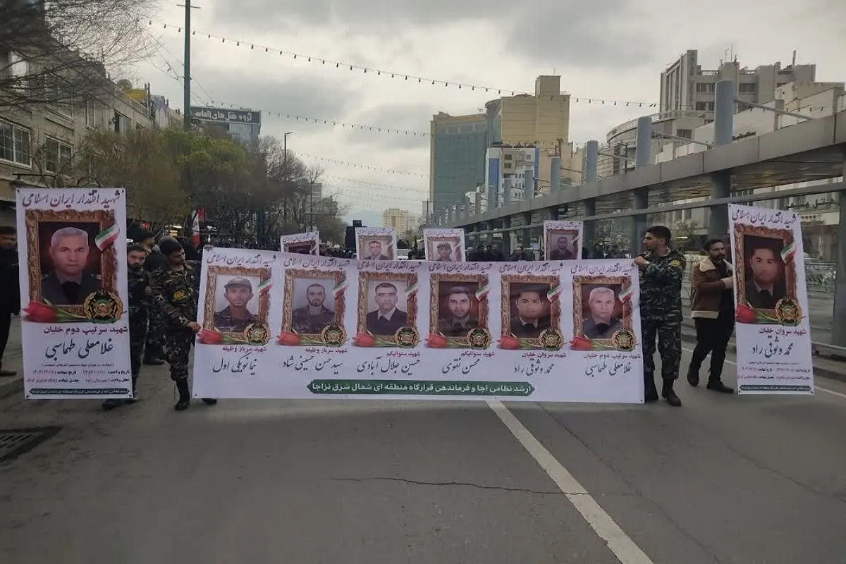 مراسم تشییع پیکر ۸ شهید اقتدار ایران اسلامی در مشهد برگزار شد (۱۳ اسفند ۱۴۰۴) + فیلم