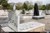 سنگ‌قبر، از لاکچر‌ی تا  قسطی