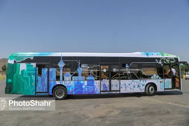 رونمایی از نخستین اتوبوس برقی کشور در مشهد