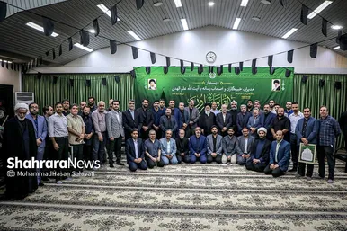 دیدار خبرنگاران و اصحاب رسانه با آیت الله علم الهدی به مناسبت روز خبرنگار