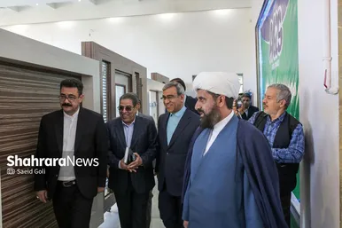 گزارش تصویری | بهره‌برداری از بزرگ‌ترین نیروگاه خورشیدی سقفی کشور