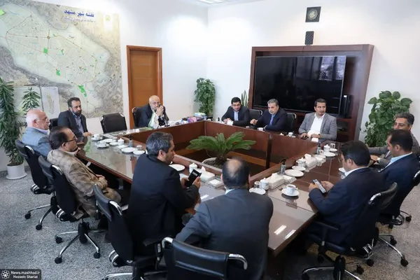 بازدید سرپرست شهرداری از شورای شهر مشهد به مناسبت روز ملی شوراها