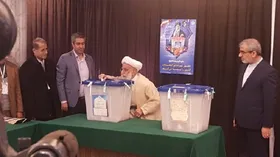 آیت&zwnj;الله جنتی: ترامپ باید یک آرم خریت در پبشانیش بزند+فیلم
