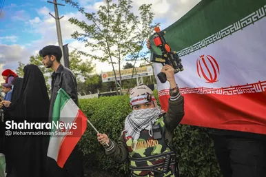 گزارش تصویری | تشکیل زنجیره انسانی مردم در کنار نیروگاه حرارتی مشهد