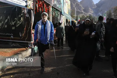 عکس‌هایی از مراسم سالگرد شهادت حاج قاسم سلیمانی در گلزار شهدای کرمان
