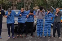 ویدئو| لحظه دستگیری اراذل و اوباش محله خزانه تهران