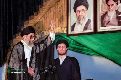 گزارش تصویری | تصاویری از سخنرانی رهبر شهید انقلاب در سالگرد رحلت امام خمینی از سال ۶۹ تا ۷۸