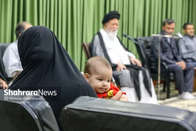 گزارش تصویری | دیدار آیت الله علم الهدی با خانواده شهدای هوافضای سپاه در جنگ ۱۲ روزه