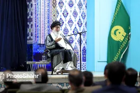 آیت&zwnj;الله علم&zwnj;الهدی: دولت برای ثبات معیشت مردم تلاش کند