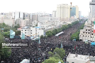 عکس‌هایی از تشییع شهدای خدمت در خیابان امام‌رضا‌(ع) (۳ خرداد ۱۴۰۳)