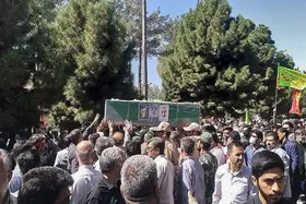 ویدئو | تشییع باشکوه پیکر شهدای حمله تروریستی به دادگستری سیستان و بلوچستان (۵ مرداد ۱۴۰۴)