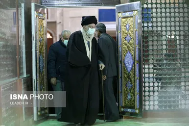 حضور مقام معظم رهبری در مرقد مطهر امام خمینی(ره) و گلزار شهیدان