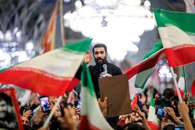 اجتماع مردمی «وعده صادق» در حرم مطهر رضوی