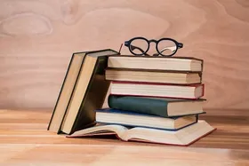 روش&zwnj;هایی برای انتخاب کتاب خوب که می&zwnj;تواند هرکسی را به کتاب&zwnj;خوان حرفه&zwnj;ای تبدیل کند