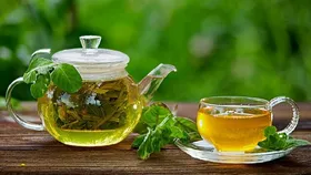 خوردن دمنوش زیاد ممنوع | عوارض جایگزینی شیر گیاهی به جای شیر گاو