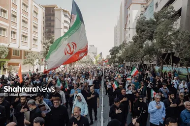 گزارش تصویری | تشییع پیکر مطهر شهید اقتدار حسن حسینی نژاد در مشهد