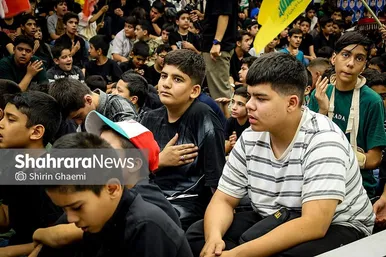 گزارش تصویری | قرار نوجوانی؛ آغاز خدمت خادمان نوجوان مشهدی در دهه آخر ماه صفر