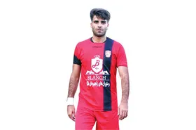مراد&zwnj;مند در دورراهی استقلال و پرسپولیس