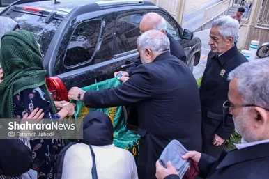 گزارش تصویری | حضور کاروان «زیر سایه خورشید» در بیمارستان امید مشهد
