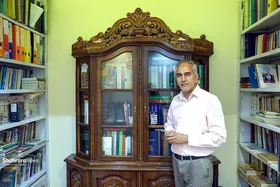 گفتگو با نویسنده مشهدی که ۲۰ هزار ساعت فایل صوتی درباره دفاع مقدس گردآوری کرده است