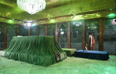 حضور رهبر معظم انقلاب در مرقد مطهر امام خمینی(ره) و گلزار شهیدان