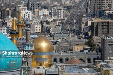 گزارش تصویری | لحظه تحویل سال در حرم مطهر امام رضا (ع)