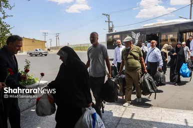 عکس‌های بازگشت اولین کاروان حجاج خراسانی به مشهد